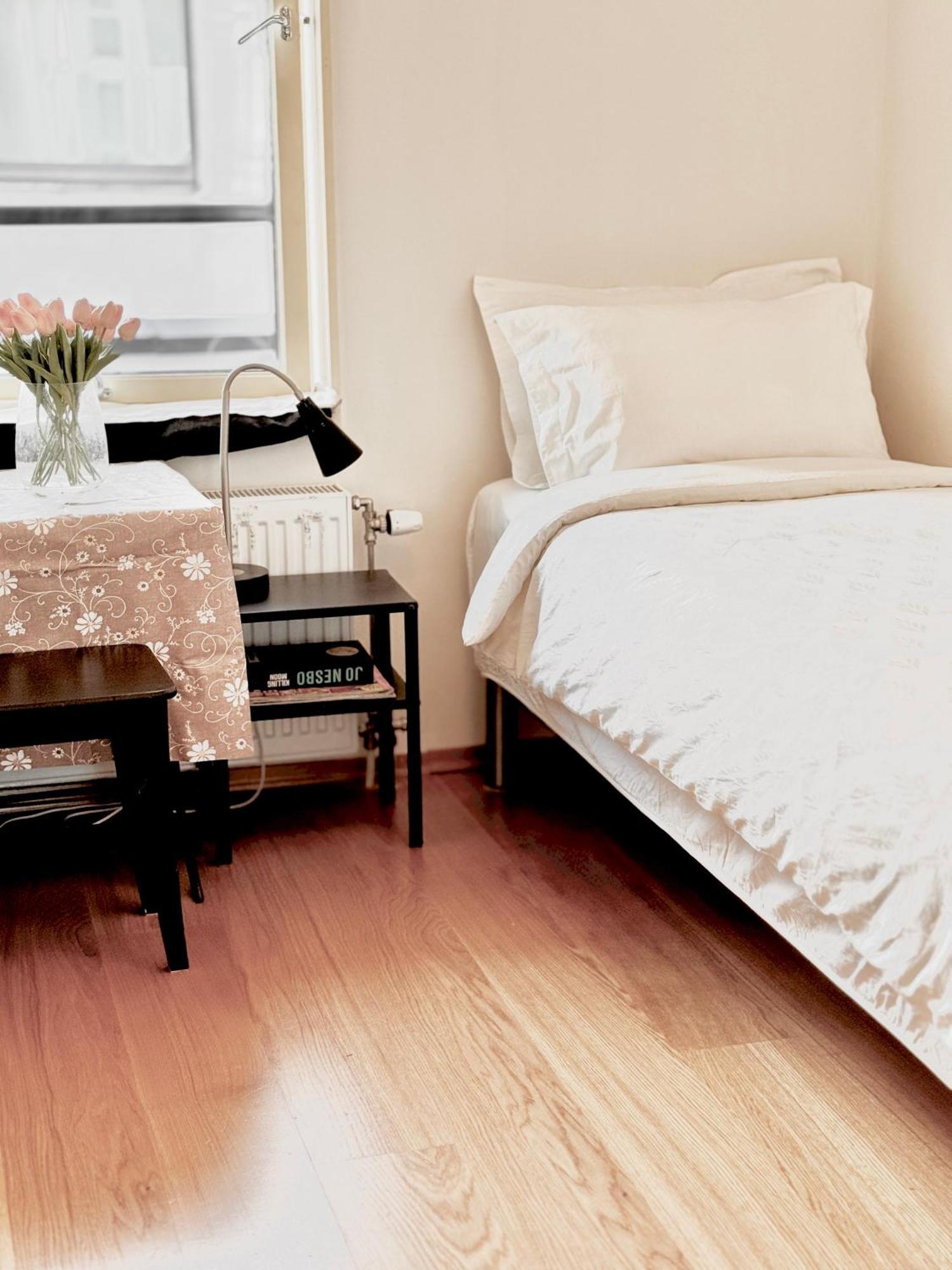 Budget Small Room City Centre Oslo Bagian luar foto